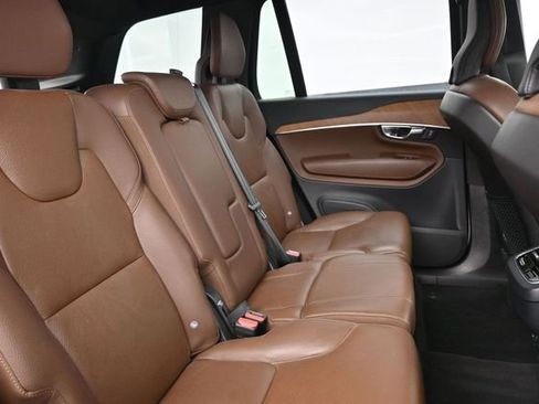Used 2023 Volvo XC90 B6 Plus w/ Protection Package Premier AWD/4WD image 33