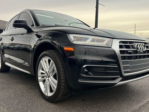 Used 2019 Audi Q5 Prestige w/ Prestige Package image 11