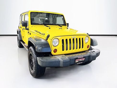 Used 2009 Jeep Wrangler Unlimited X AWD/4WD image 3