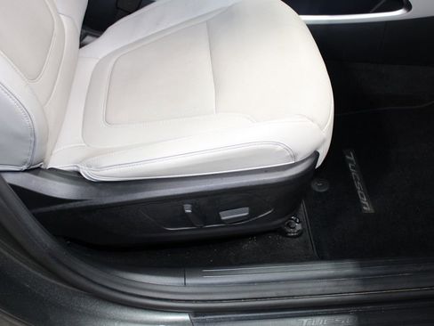 Used 2022 Hyundai Tucson Limited w/ Cargo Package image 21