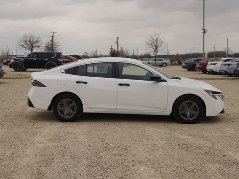New 2026 Nissan Sentra S w/ S Cold Weather Package FWD image 4