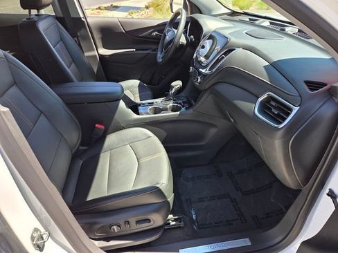 Used 2024 Chevrolet Equinox Premier FWD image 15