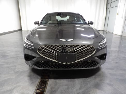 Used 2023 Genesis G70 2.0T AWD/4WD image 3