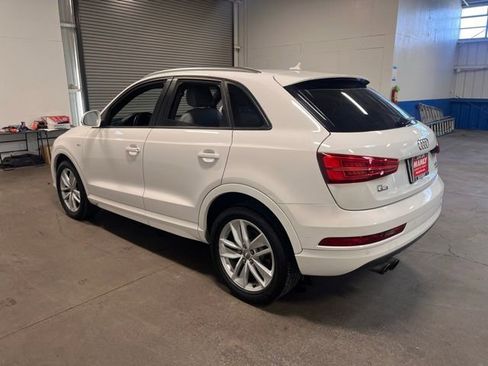 Used 2018 Audi Q3 2.0T Premium image 3