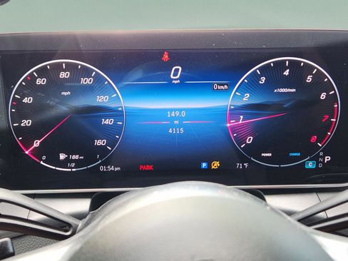 Certified 2025 Mercedes-Benz GLC 300 4MATIC image 22