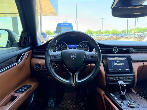 Used 2018 Maserati Quattroporte S Q4 AWD/4WD image 14