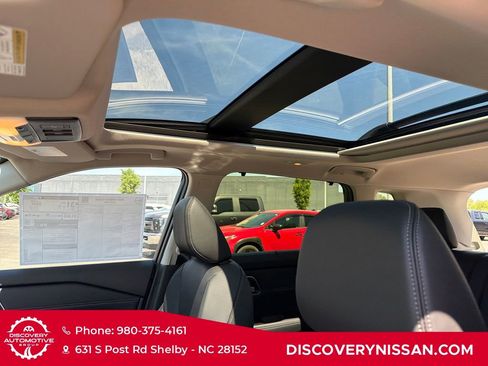 New 2026 Nissan Rogue Platinum AWD/4WD image 30