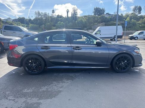 Used 2022 Honda Civic Sport image 8