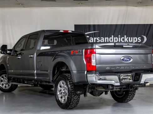 Used 2019 Ford F350 Lariat w/ Chrome Package image 10