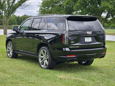 New 2026 Cadillac Escalade Sport w/ Touring Package AWD/4WD image 4