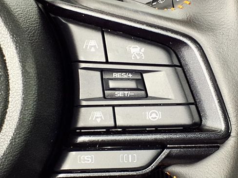 Certified 2025 Subaru Crosstrek 2.5i Limited w/ Popular Package #3A image 17