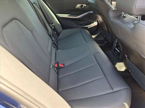 Used 2021 BMW 330i Sedan w/ Executive Package RWD image 19