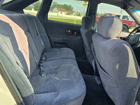 Used 1995 Chevrolet Caprice Classic image 12