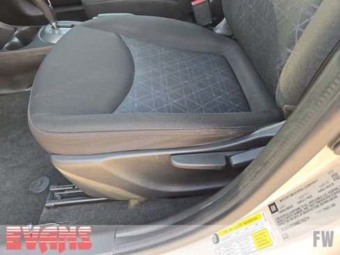 Used 2021 Chevrolet Spark LT image 20