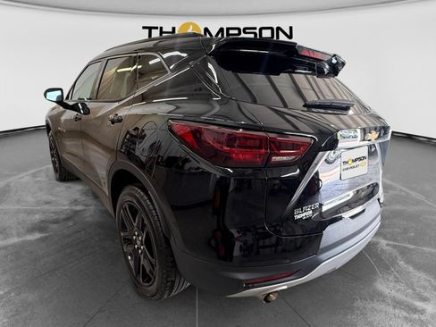 Used 2024 Chevrolet Blazer LT w/ Convenience Package FWD image 3