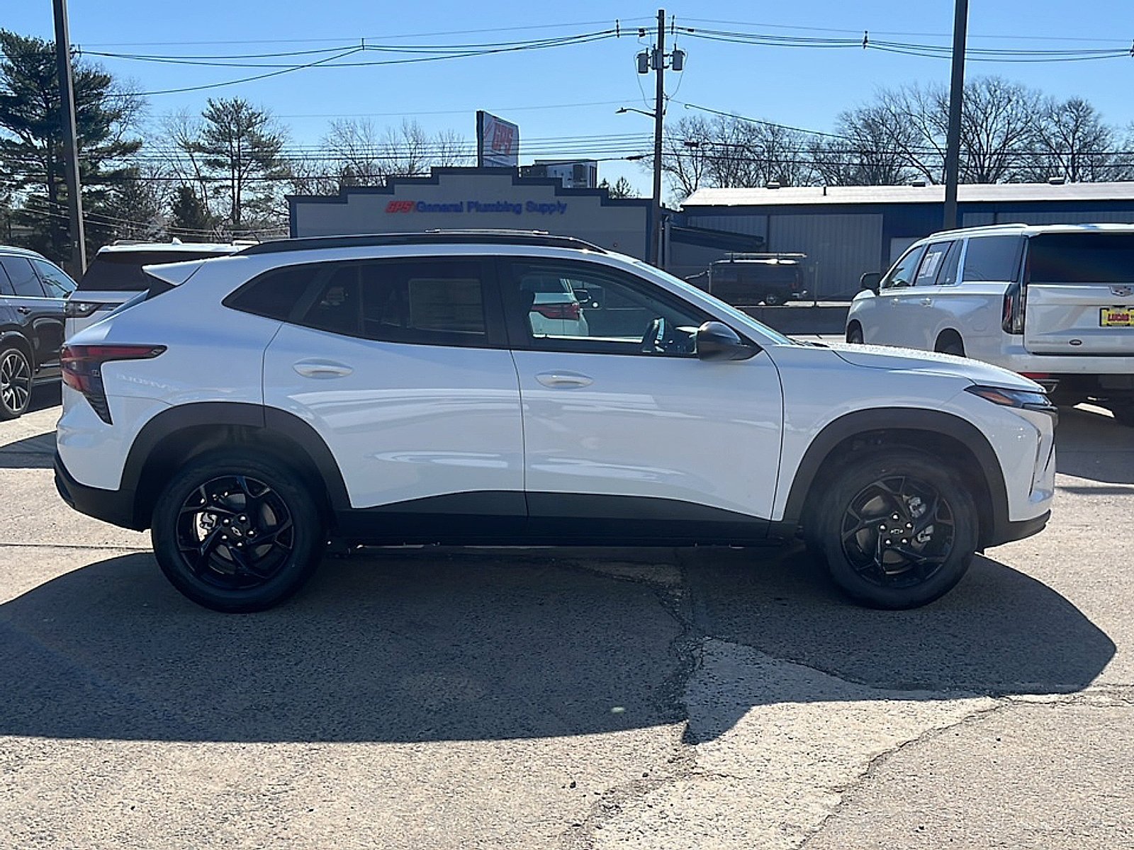 New 2026 Chevrolet Trax LT w/ Driver Confidence Package FWD image 6