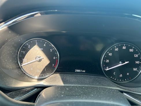 Used 2023 Buick Envision Essence FWD image 10