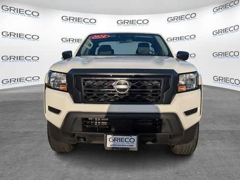 Used 2024 Nissan Frontier S AWD/4WD image 2