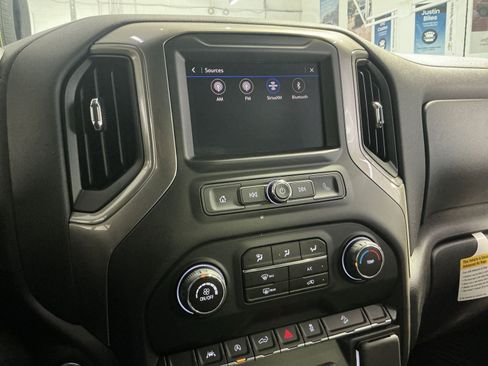 New 2026 Chevrolet Silverado 1500 Custom Trail Boss AWD/4WD image 19