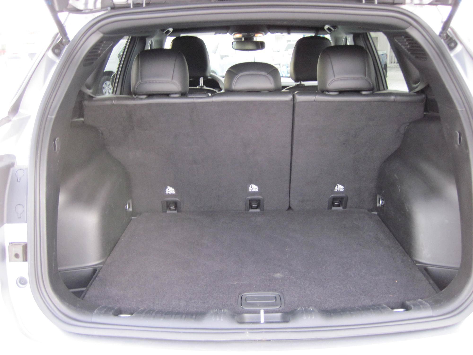Used 2023 Jeep Compass Trailhawk AWD/4WD image 6