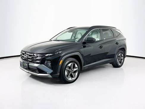 Used 2025 Hyundai Tucson SEL AWD/4WD image 3