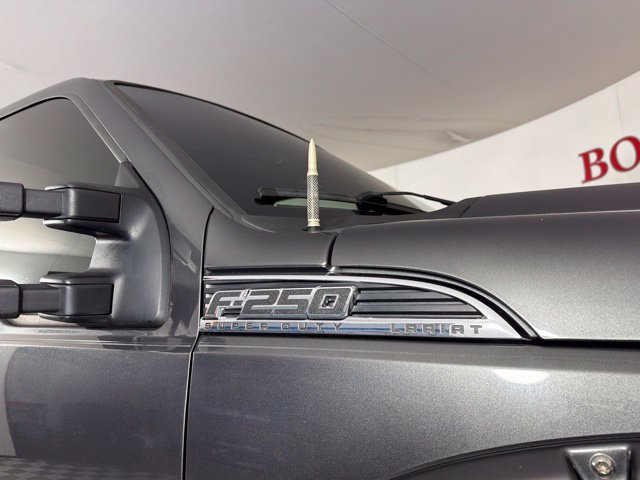 Used 2016 Ford F250 Lariat w/ Lariat Interior Package AWD/4WD image 18