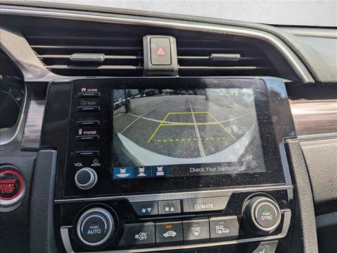 Used 2019 Honda Civic Touring image 19