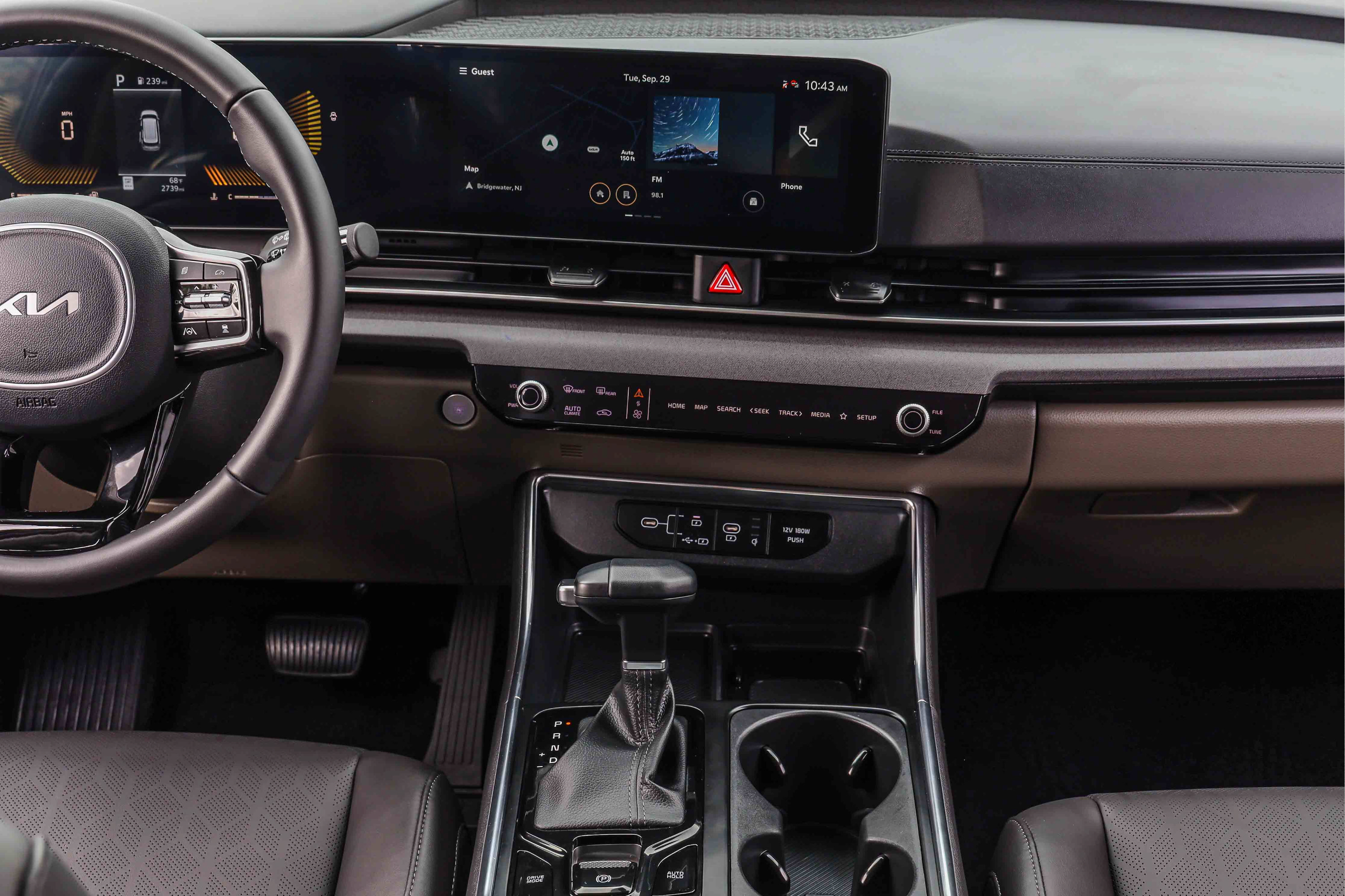 Used 2026 Kia Carnival EX FWD image 10