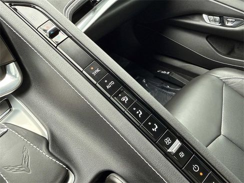 Used 2020 Chevrolet Corvette Stingray Coupe w/ Z51 Performance Package image 20