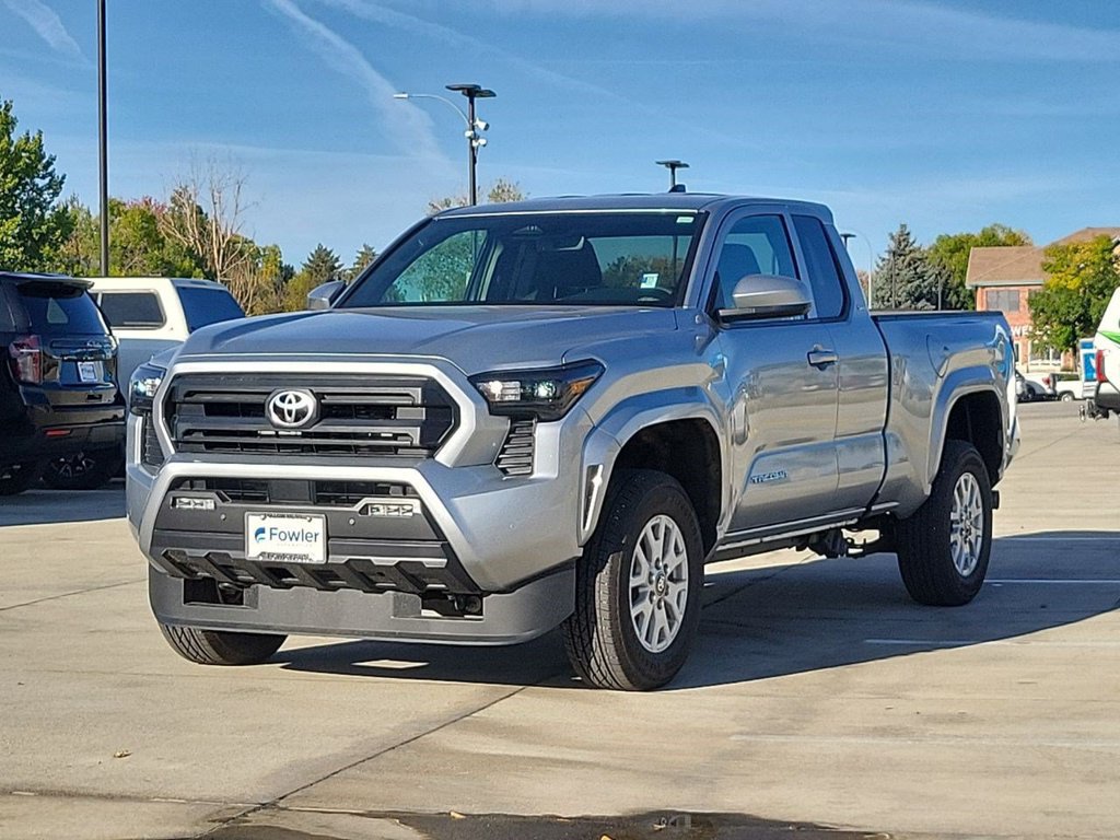 Used 2026 Toyota Tacoma SR5 w/ SR5 Upgrade Package AWD/4WD image 4