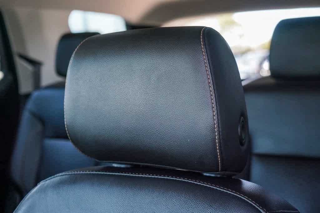 Used 2020 Chevrolet Traverse RS FWD image 24