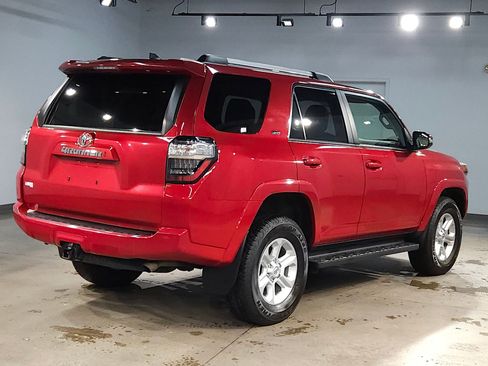 Used 2024 Toyota 4Runner SR5 Premium image 7