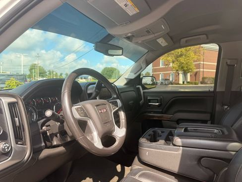 Used 2018 GMC Sierra 1500 SLE w/ SLE Value Package AWD/4WD image 15