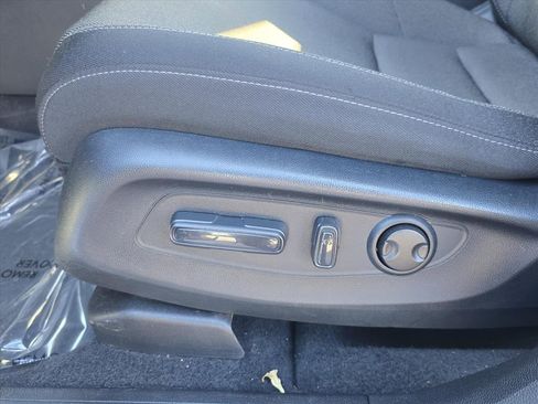 Used 2024 Honda CR-V EX image 13