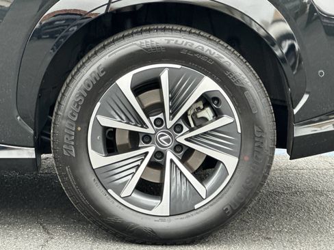 Used 2023 Lexus RZ 450e Premium w/ Technology Package AWD/4WD image 32