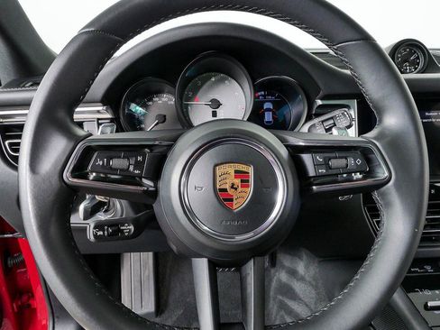 Certified 2022 Porsche Macan S AWD/4WD image 8