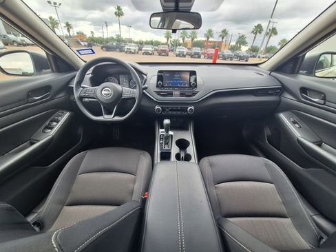 Certified 2024 Nissan Altima 2.5 S FWD image 17