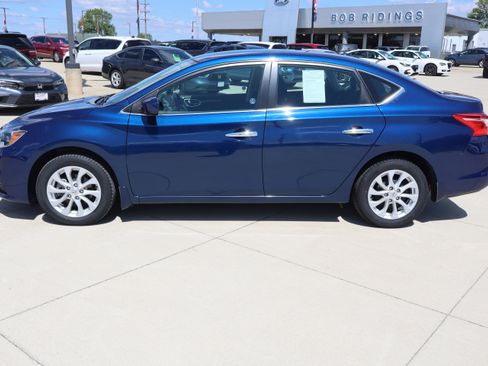 Used 2019 Nissan Sentra SV FWD image 8