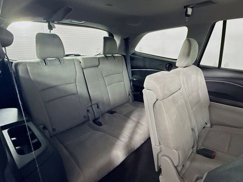 Used 2021 Honda Pilot EX image 26