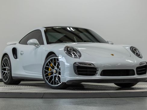 Used 2015 Porsche 911 Turbo S AWD/4WD image 39