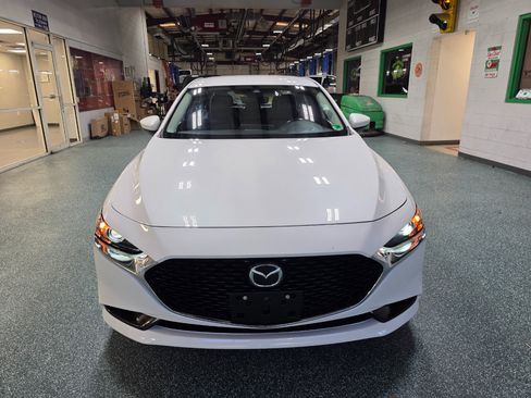 Used 2019 MAZDA MAZDA3 Sedan image 3