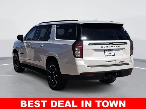 Used 2021 Chevrolet Suburban RST AWD/4WD image 5