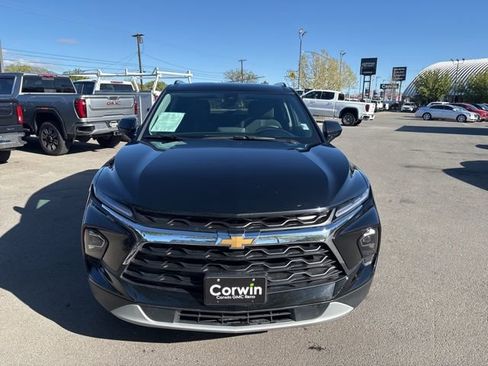 Used 2025 Chevrolet Blazer LT w/ Convenience Package AWD/4WD image 3