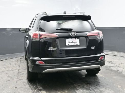Used 2017 Toyota RAV4 XLE image 5