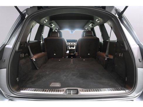 Used 2021 Mercedes-Benz GLS 450 4MATIC image 28