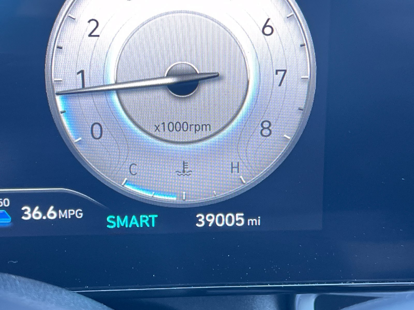 Certified 2024 Hyundai Elantra Limited FWD image 17
