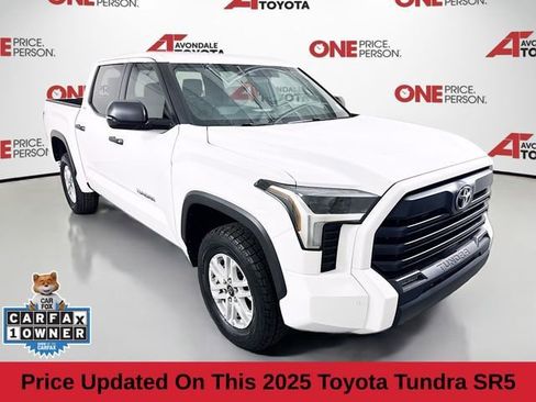 Used 2025 Toyota Tundra SR5 AWD/4WD image 1