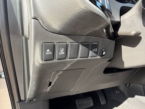 Used 2020 Mitsubishi Outlander GT AWD/4WD image 18