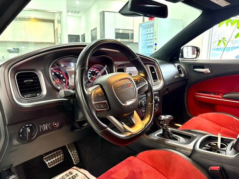 Used 2020 Dodge Charger Scat Pack image 12