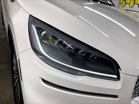 Used 2022 Lincoln Aviator Reserve w/ Elements Package Plus image 33
